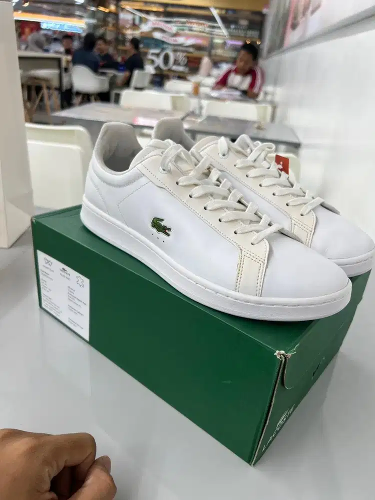 Sepatu lacoste canarby