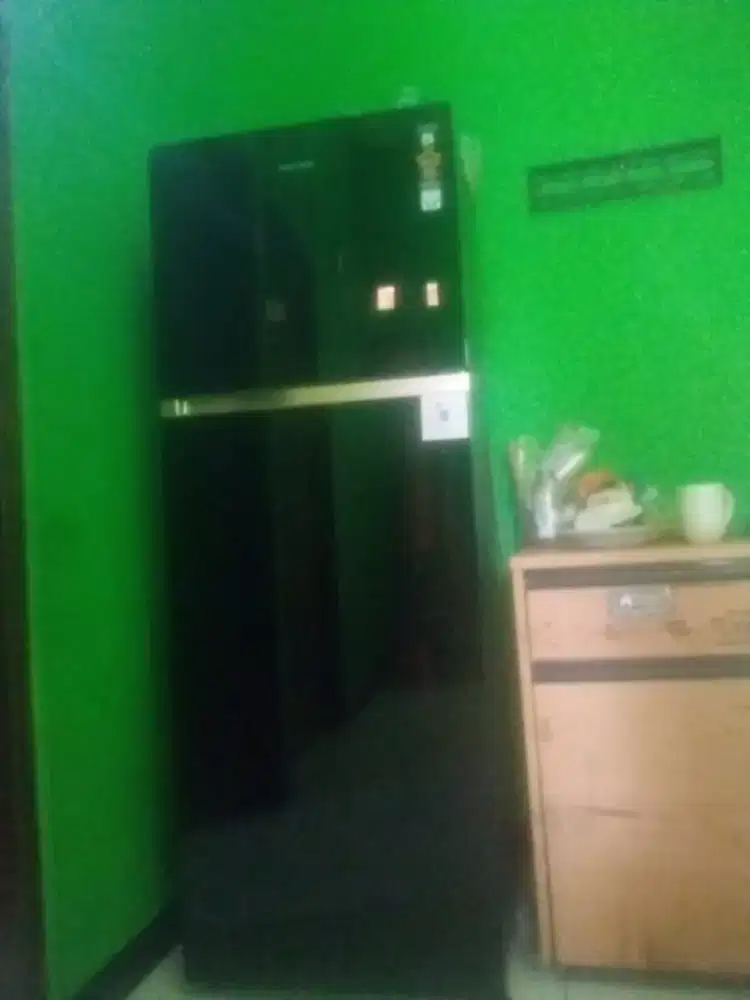 Dijual kulkas polytron pintu 2 inverter PRW-29 MNX