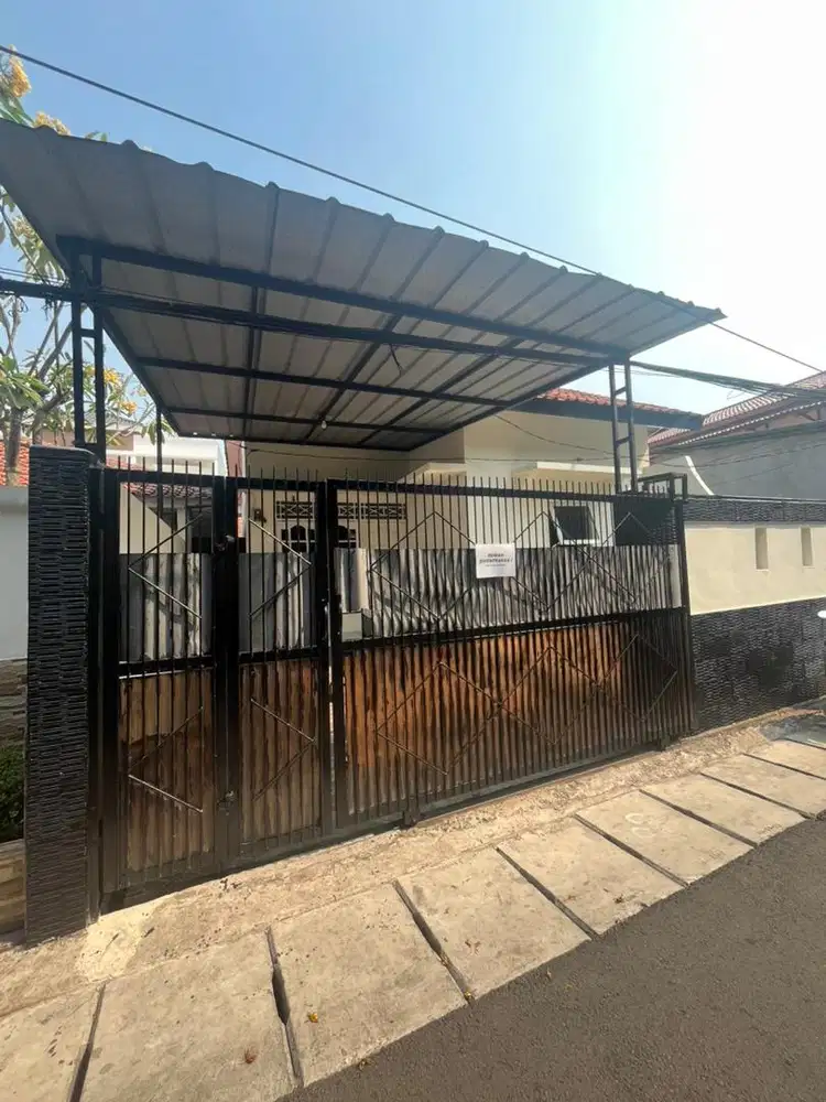 RUMAH DIKONTRAKAN PERTAHUN