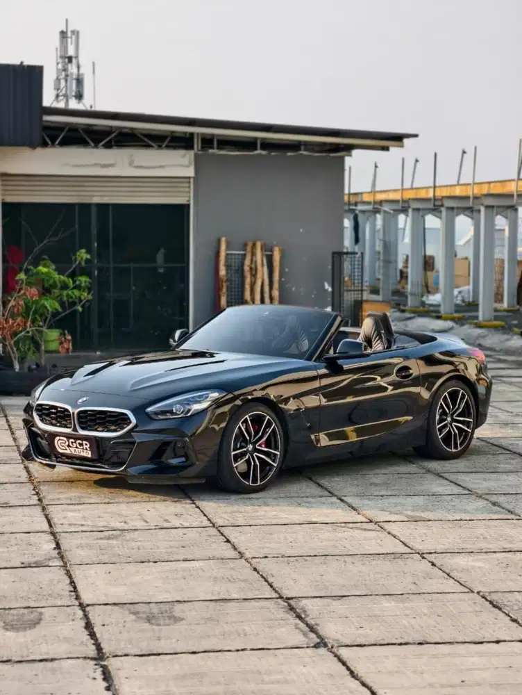 SUPER RARE KM 3RB !! BMW Z4 SDRIVE30I MSPORT 2024 AT MDL 2023/2025