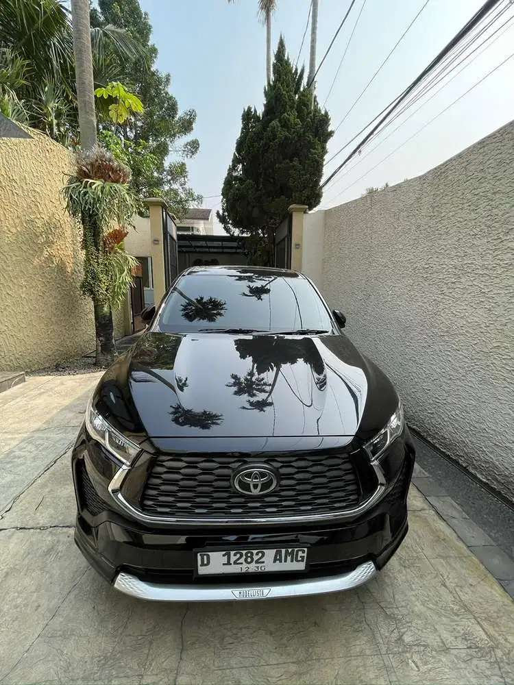 Toyota Zenix V HV Modelista Hybrid