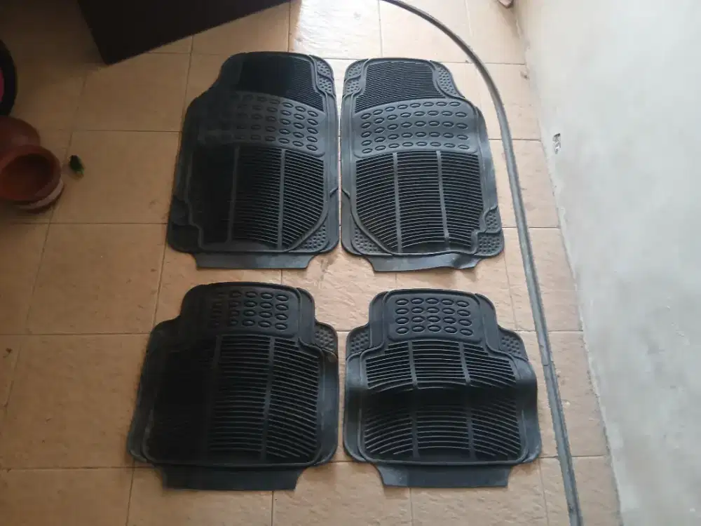 Karpet karet tebal universal