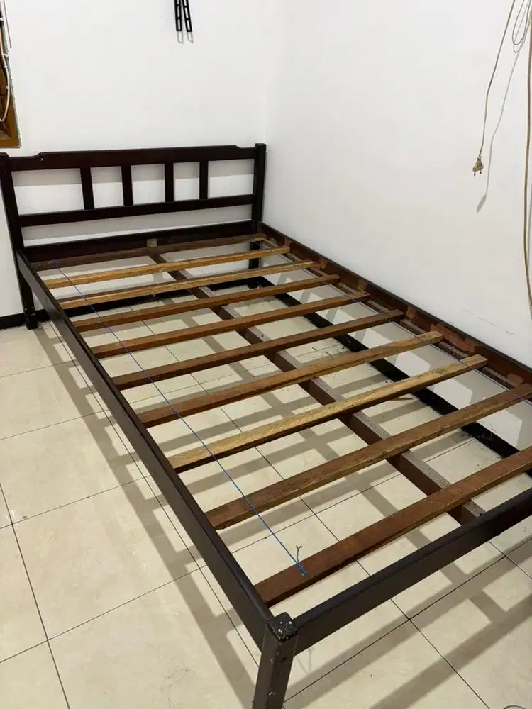 RANJANG KAYU UK 120 x 200 CM