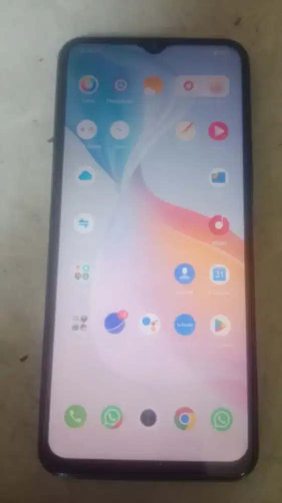 Vivo y33s 8+4/128 HP aja