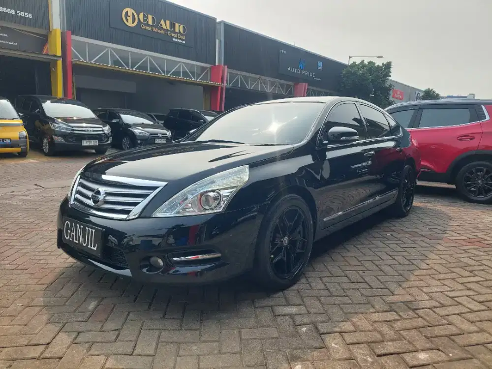 NISSAN TEANA 2.5 XV AT