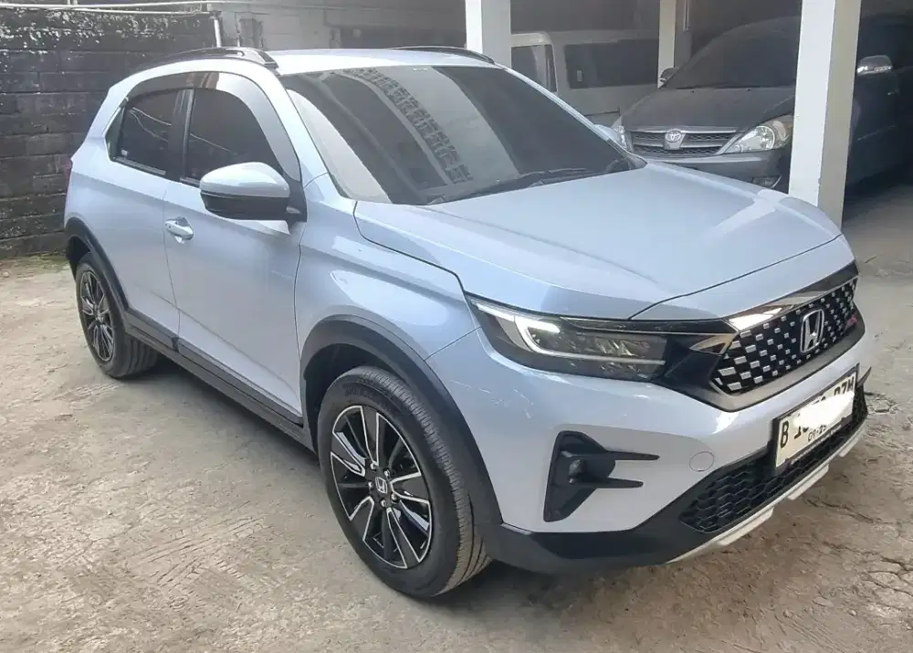 WRV RS 2024 putih non sensing