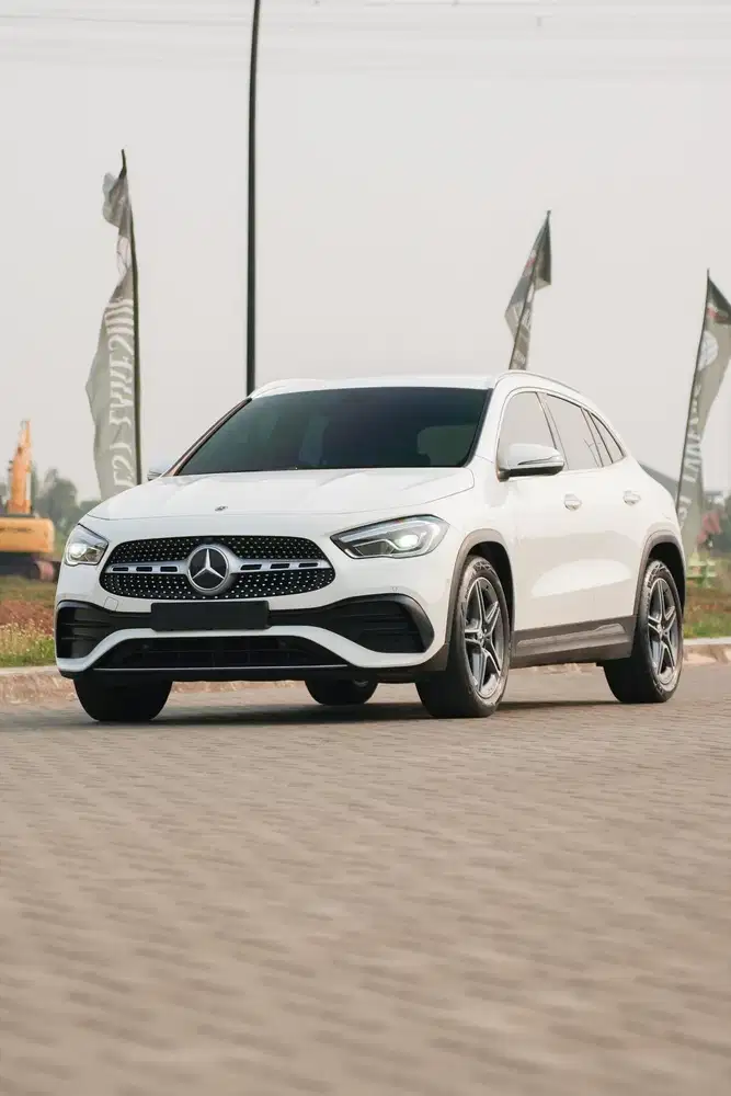 Mercedes Benz GLA200 AMG 2022
