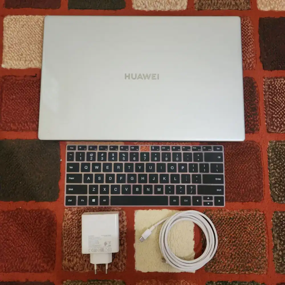 Huawei Matebook D15 8/512gb i5 1135g7