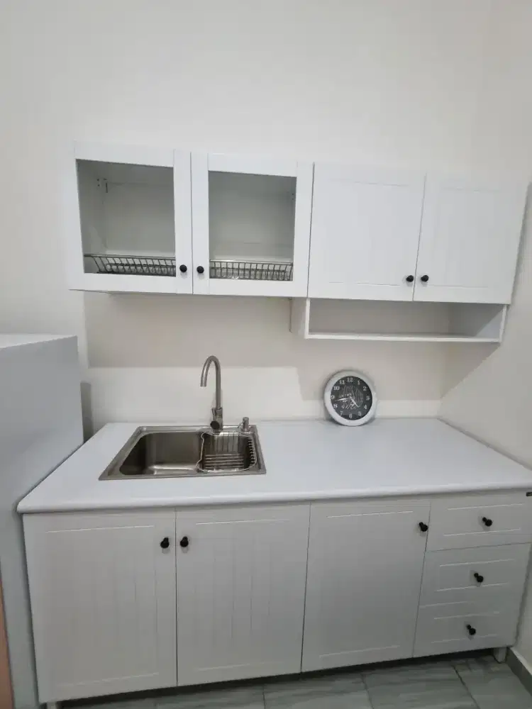 Informa Drew kitchen set  putih