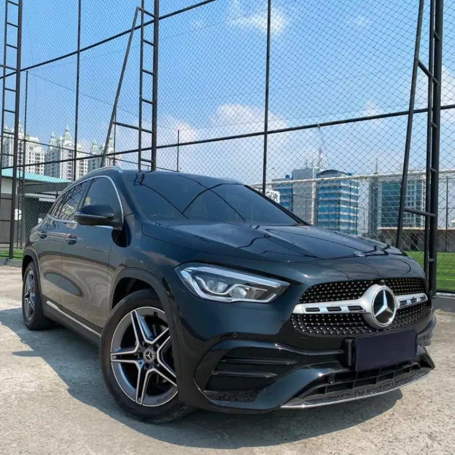 MERCEDESS BENZ GLA200 AMG Tahun 2021
