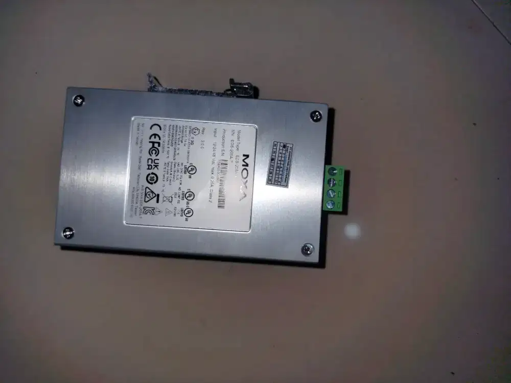 MOXA EDS-205A-T V3.0. Industrial Switch, Ethernet Switch, PLC,