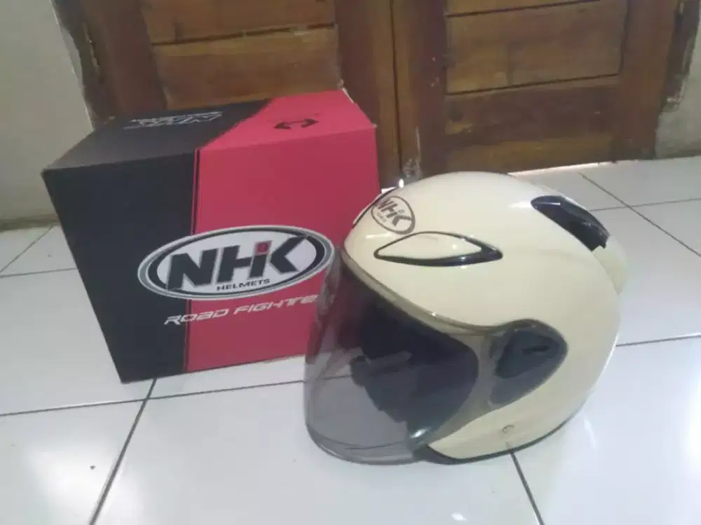 Helm Half Face NHK R6