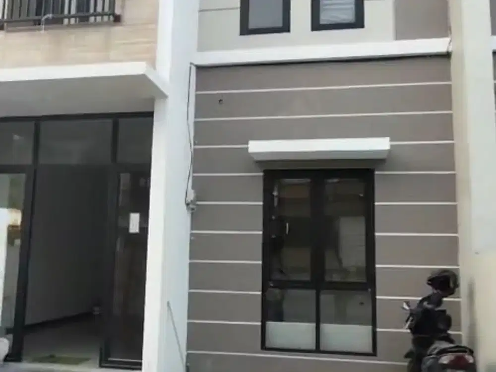 Dijual Rumah 2 Lantai Siap Huni Alana Tambak Oso Sidoarjo REV.A1099