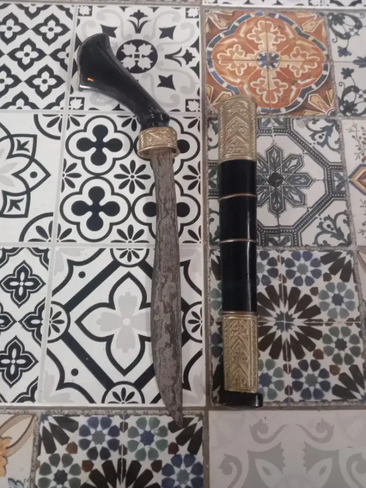 DIJUAL KERIS MADURA KUNO ABAD KE 19 MURAH
