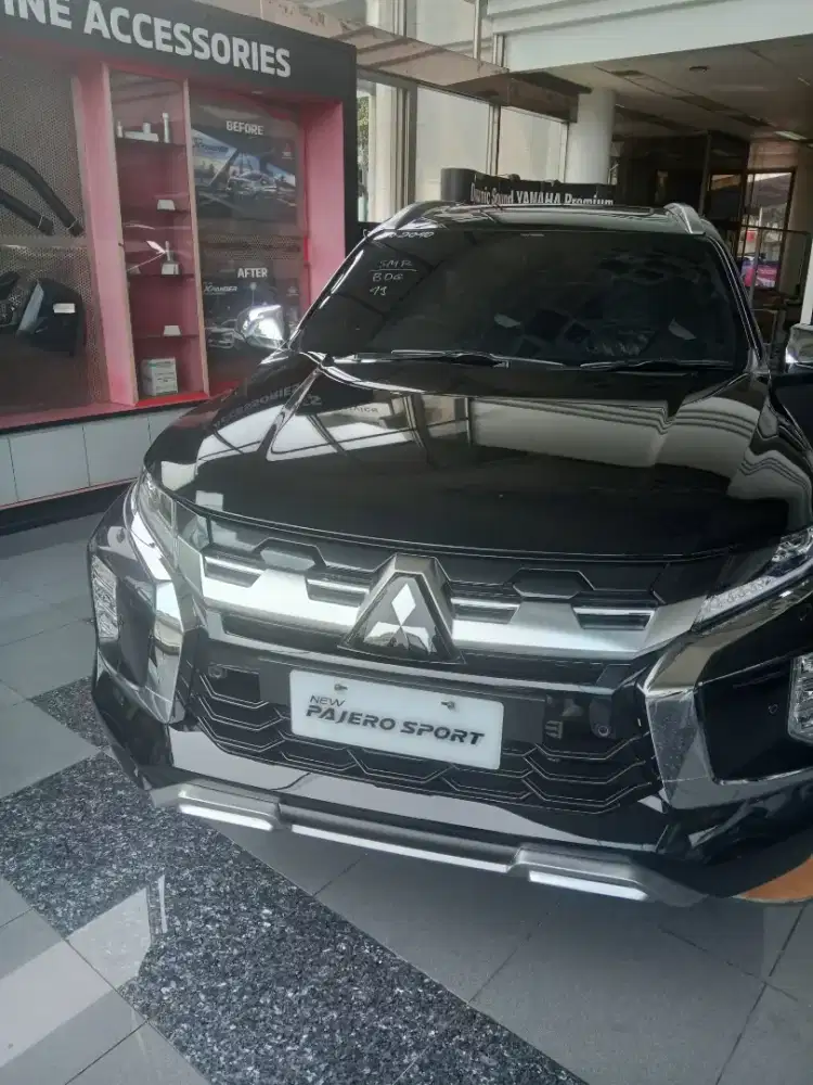 Mitsubishi Pajero Sport 4x2  Dakar