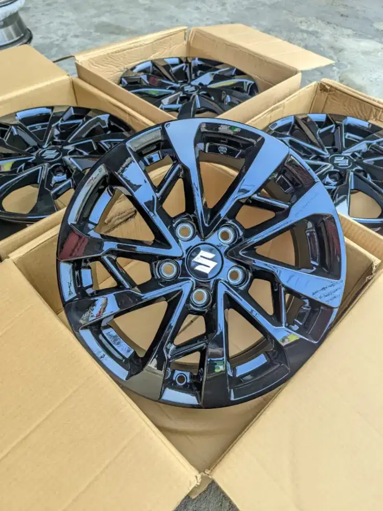 Velg oem suzuki XL7 2026 r16 5x114 lbr6 et40 sepaket ban baru