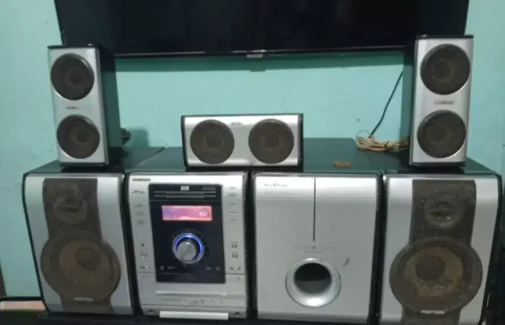 home theatre second masih bagus semua
