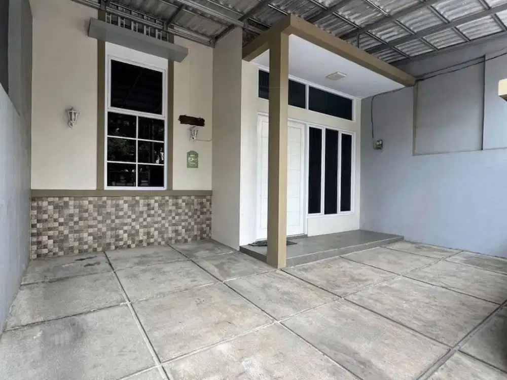DIjual /Sewa Rumah 2 Lantai (Bangunan Baru)