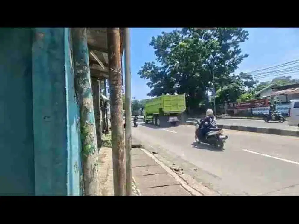 dijual bekas sekolah dijalan raya Kemang bogor