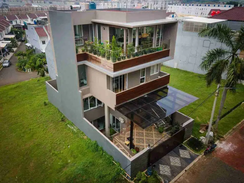 Dijual Rumah Premium 4 Lantai Full Furnished