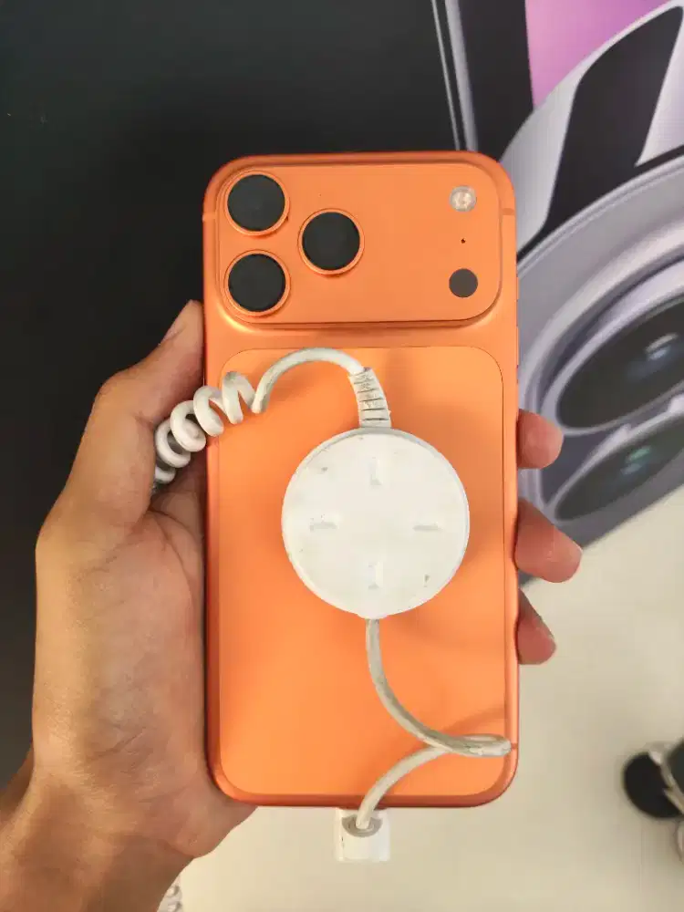 Kredit iPhone 17 Pro Max syarat KTP dan Hp Pribadi