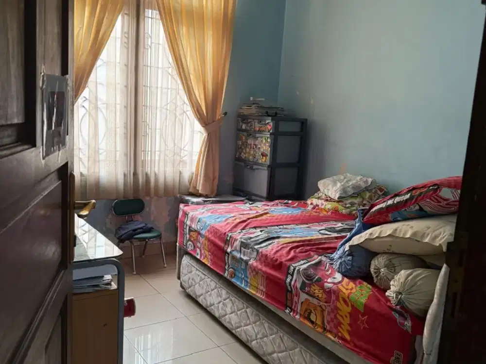 Jual Cepat..rumah di Taman Semanan Indah, modern minimalis