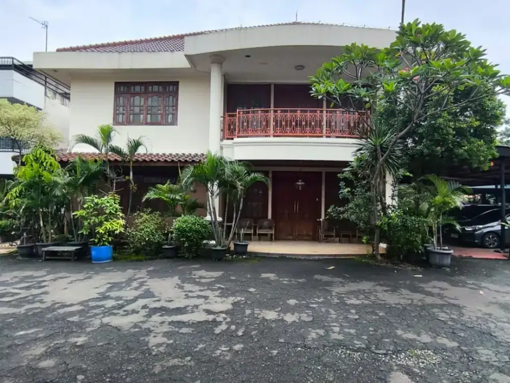 Dijual Rumah dan Kantor di Jatinegara Jakarta Timur
