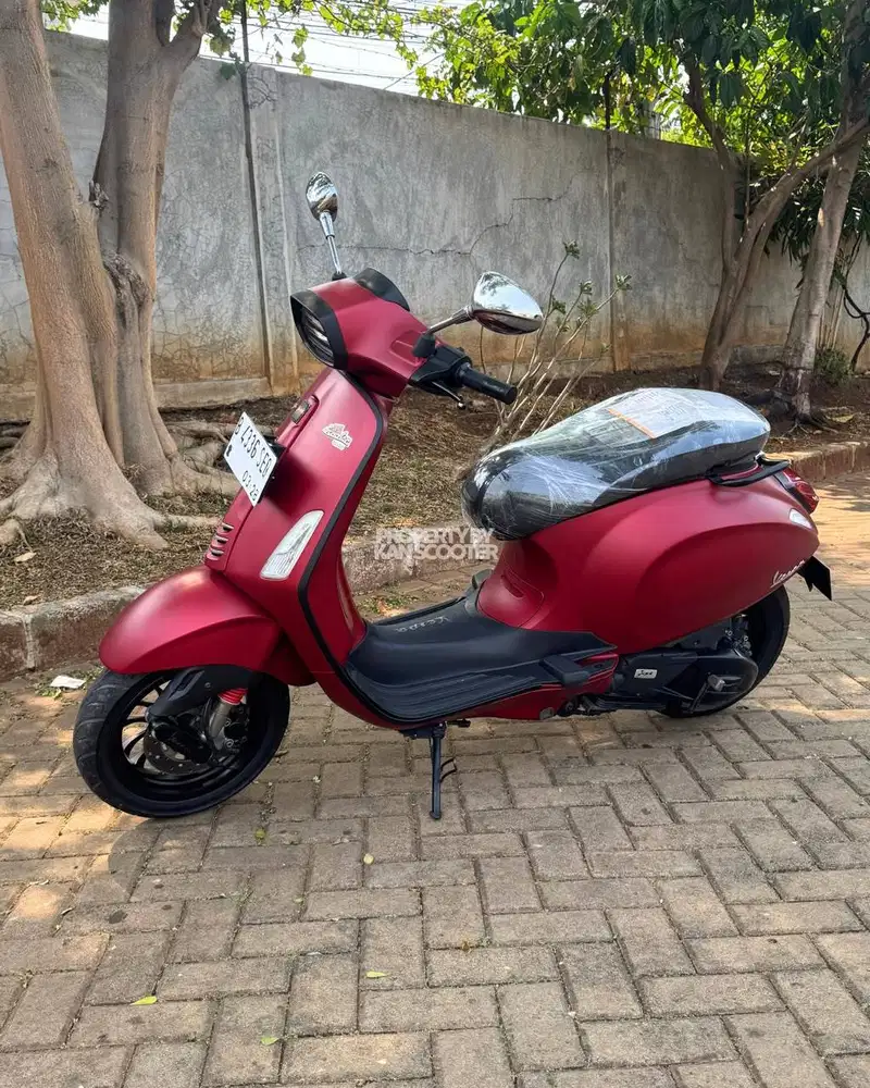 JUAL MURAH VESPA SPRINT 150 iGET 2018 MULUS