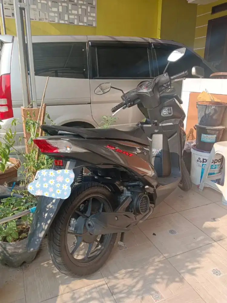 BEAT HITAM 2025 ISS
