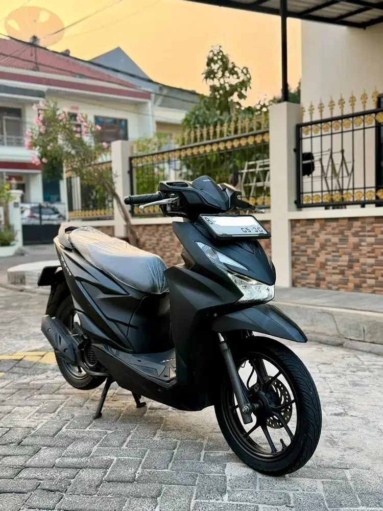 KM 270 KILO! HONDA BEAT SMARTKEY KEYLESS TH 2025 NIK 2024 PJK 5-2026