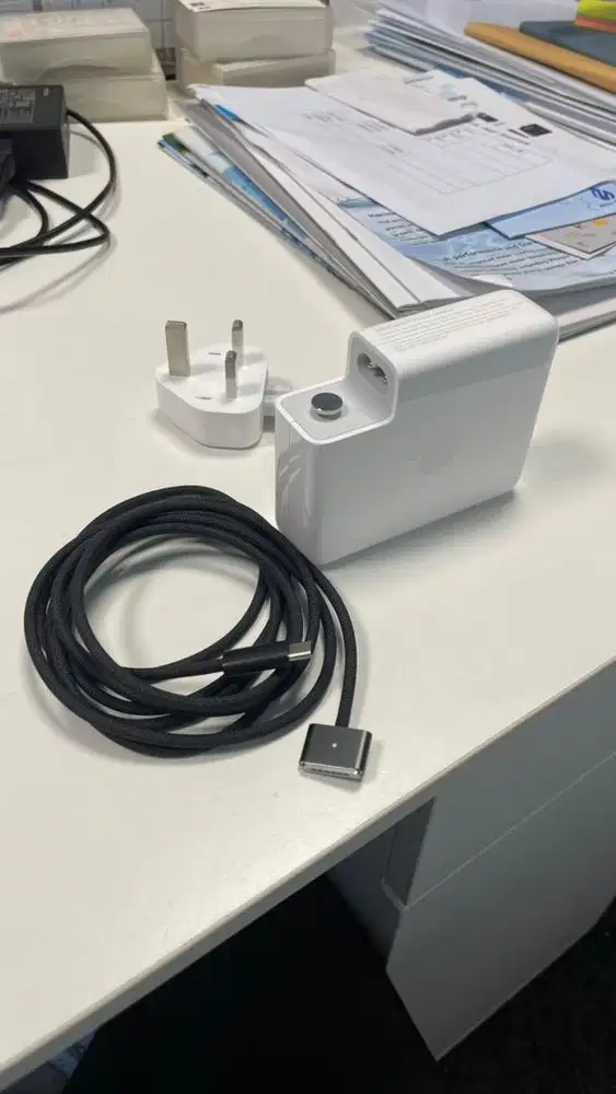 Charger MacBook Apple 140W Power Adapter + Kabel MagSafe 3 original