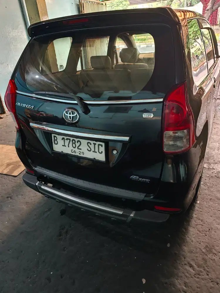 Avanza 2014 auto