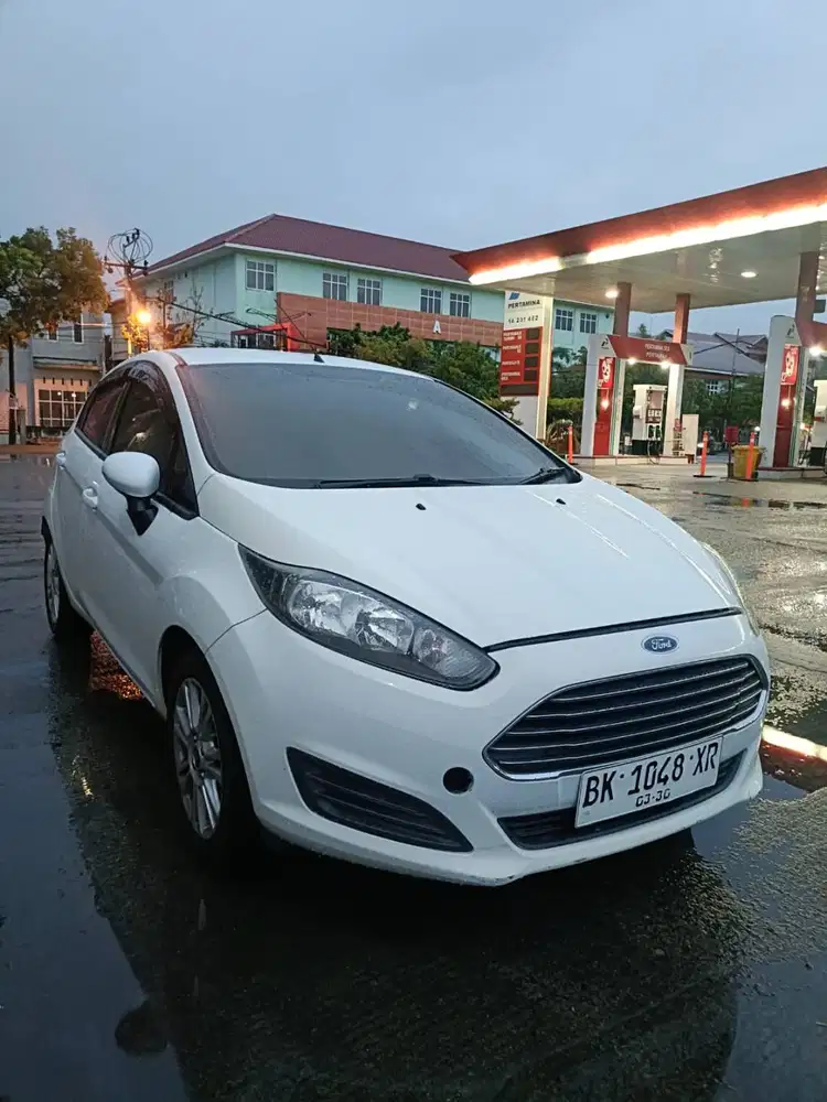 ford fiesta 2014 Matic