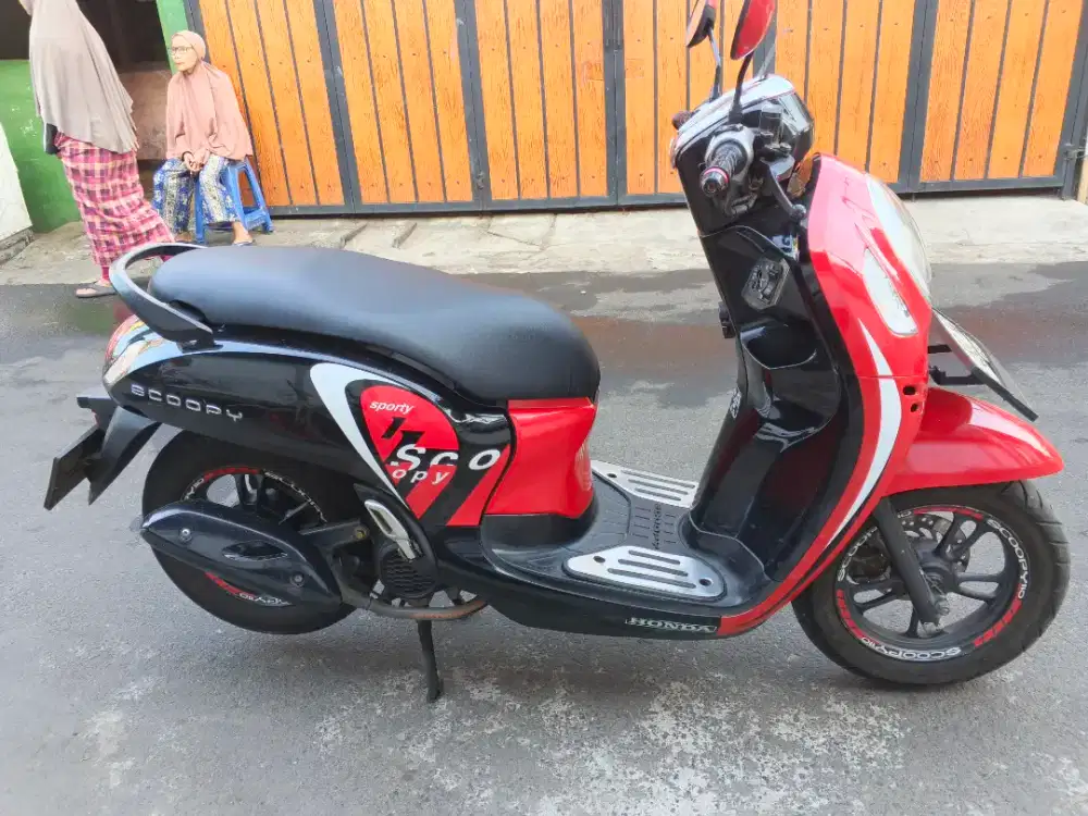 Honda scopy pajak bln 8/2026 plat 2030