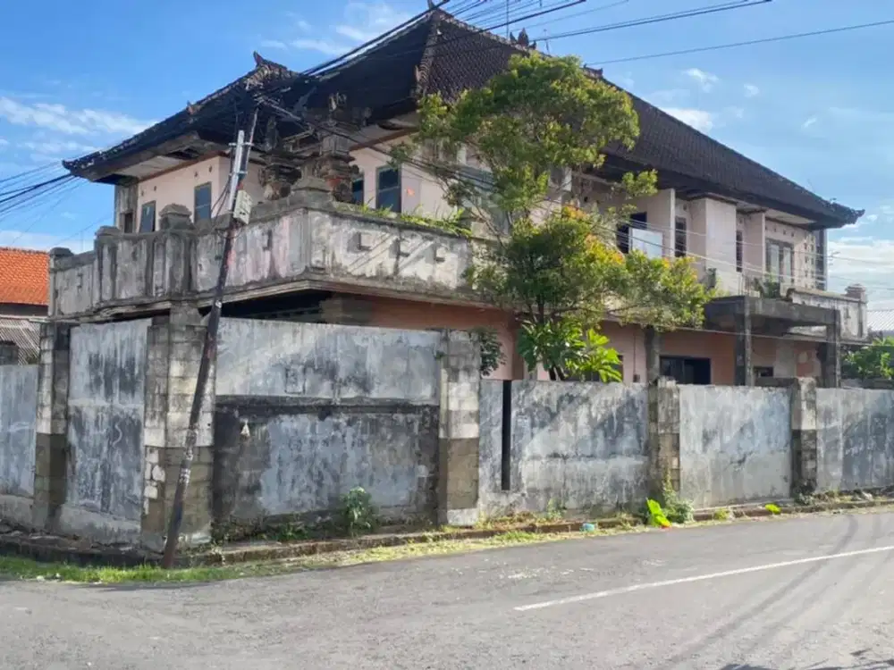 RUMAH HOOK DI GATOT SUBROTO BARAT DENPASAR