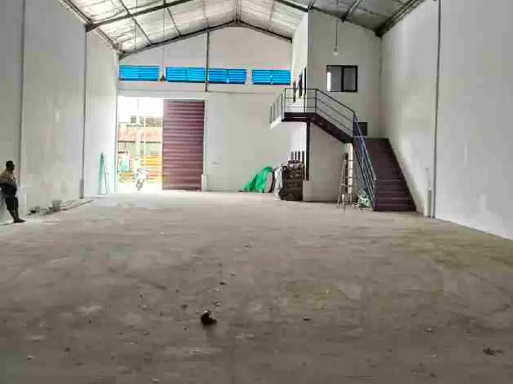DISEWAKAN GUDANG DI KARIANGAU