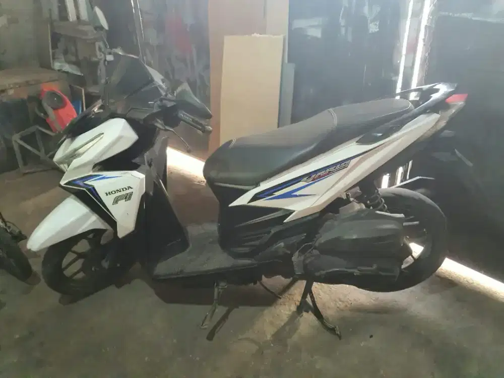 Vario 125 2017 injection