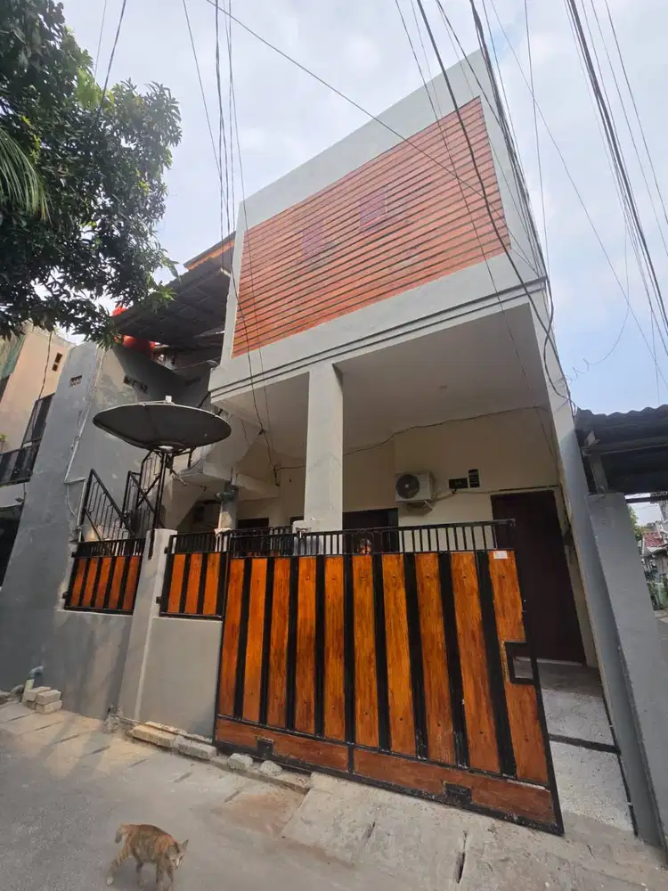 Jalan C gg T 1 NO 65 Belakang SDN Kebon Jeruk 10 Pagi Jakarta Barat