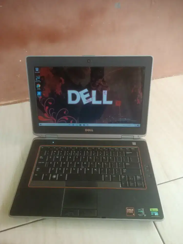 Dell core i7 -2630M @2,70 ghz ram 8gb ssd 120gb vga nvidia