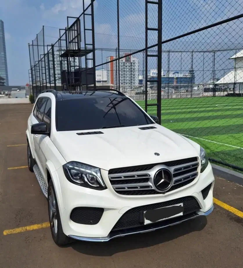 MERCEDES BENZ GLS400 tahun 2017