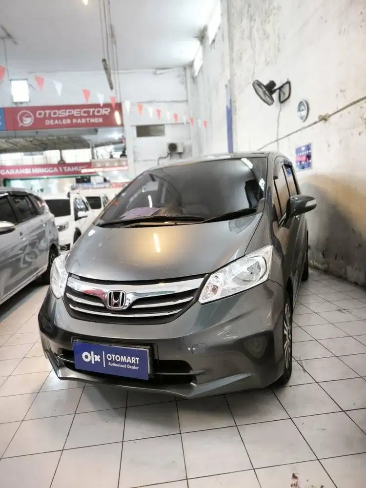 HONDA 2014 FREED 1.5 AC DOBEL A/T ABU MURAH OTOMART 286 KENJERAN