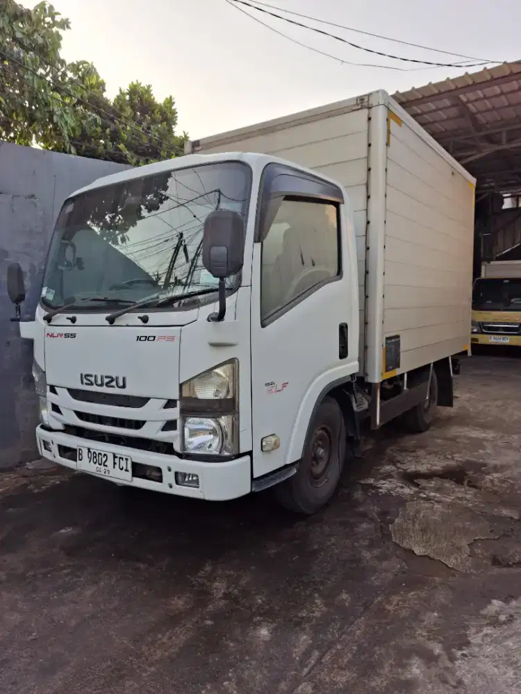 ISUZU ELF giga 100PS engkel short  box jumbo orsinil.2019