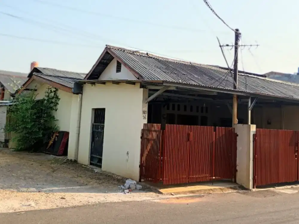 Jual cepat Rumah Strategis di lebak bulus, cuma 5 Menit Jalan Kaki ke MRT