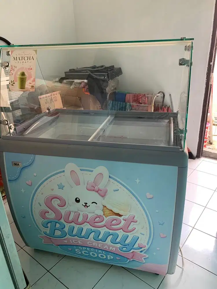 Showcase Gelato / Showcase Ice Cream