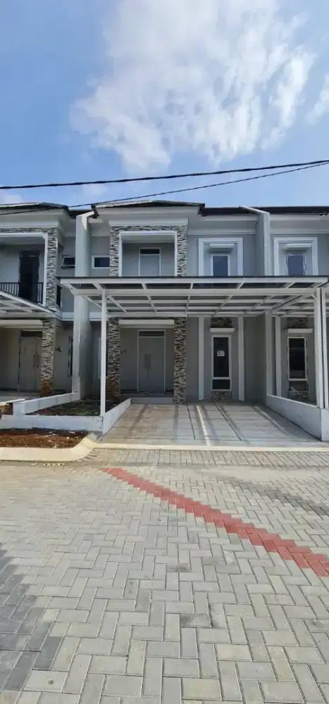 Dijual rmh 2lt diBukit Cimanggu hadap Boulevard akses toll&statsiun