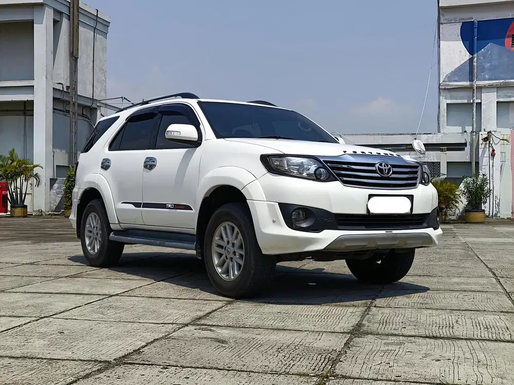 Fortuner TRD 2.7 G Lux AT 2013