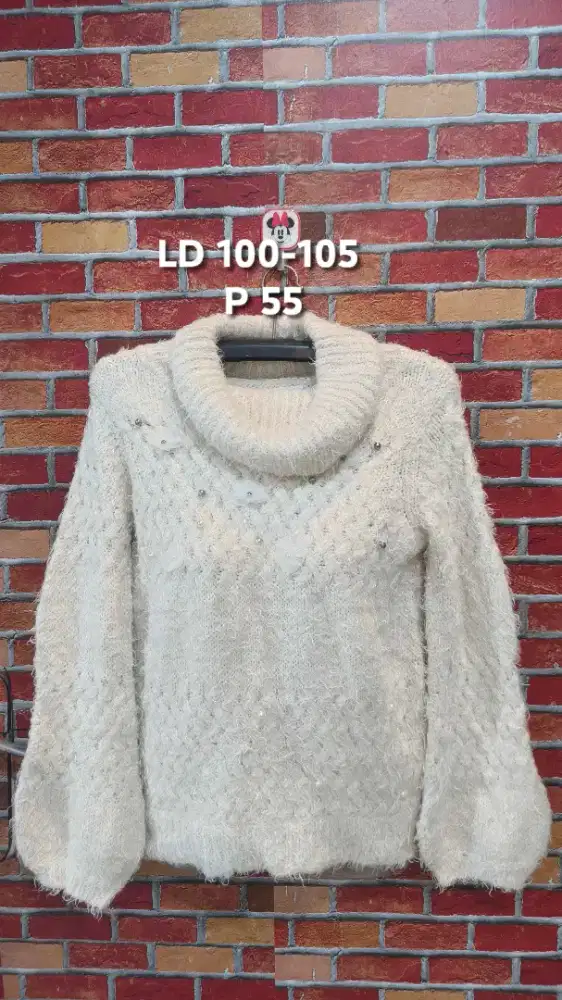 Sweater Rajut Bulu