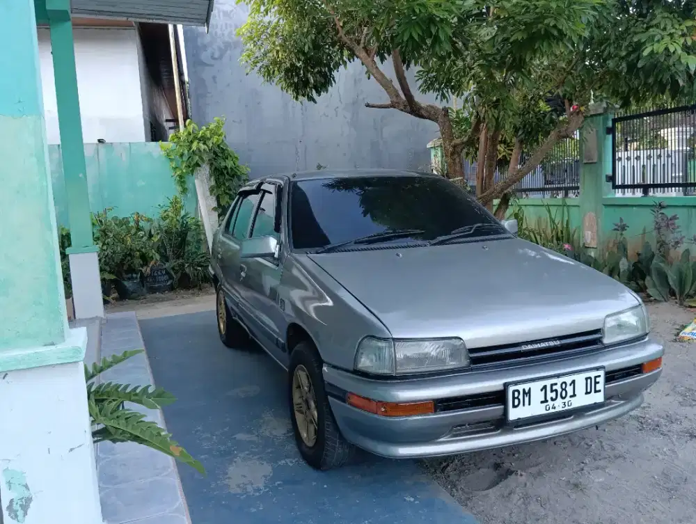 Sedan Daihatsu Classy sg saloon