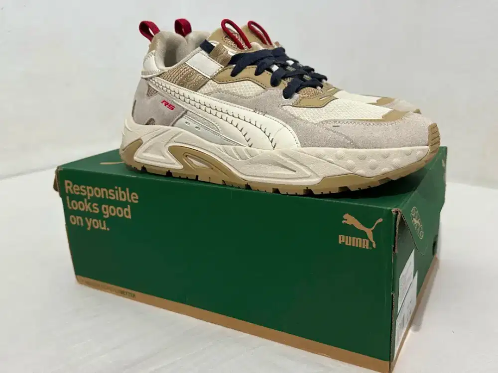 Sepatu PUMA RS flagship dari PUMA