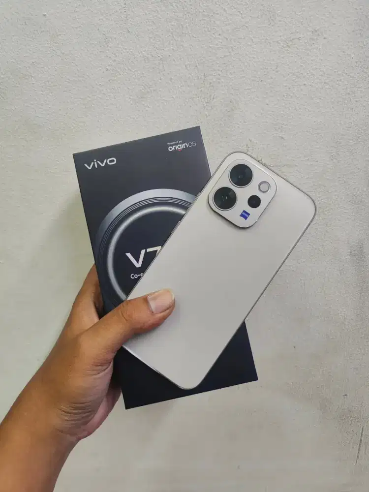 Vivo V70/ Promo cicilan bunga ringan dan proses kredit cepat